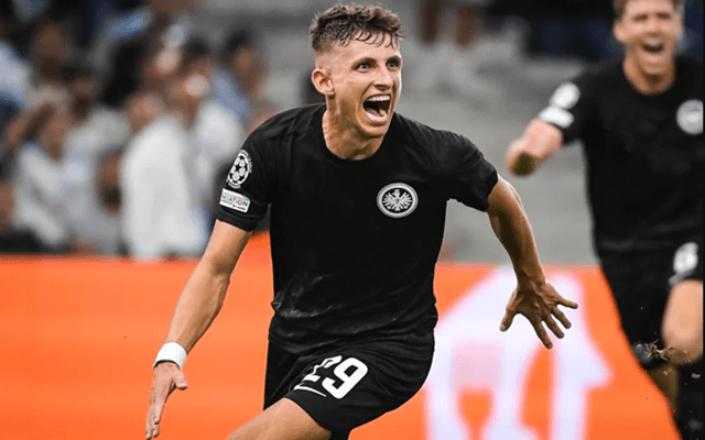 集结日体能课后;法兰克福完成体检备战欧联;信心回归;赛程密集仍需轮换的简单介绍 集结日体能课后;法兰克福完成体检备战欧联;信心回归;赛程密集仍需轮换的简单介绍