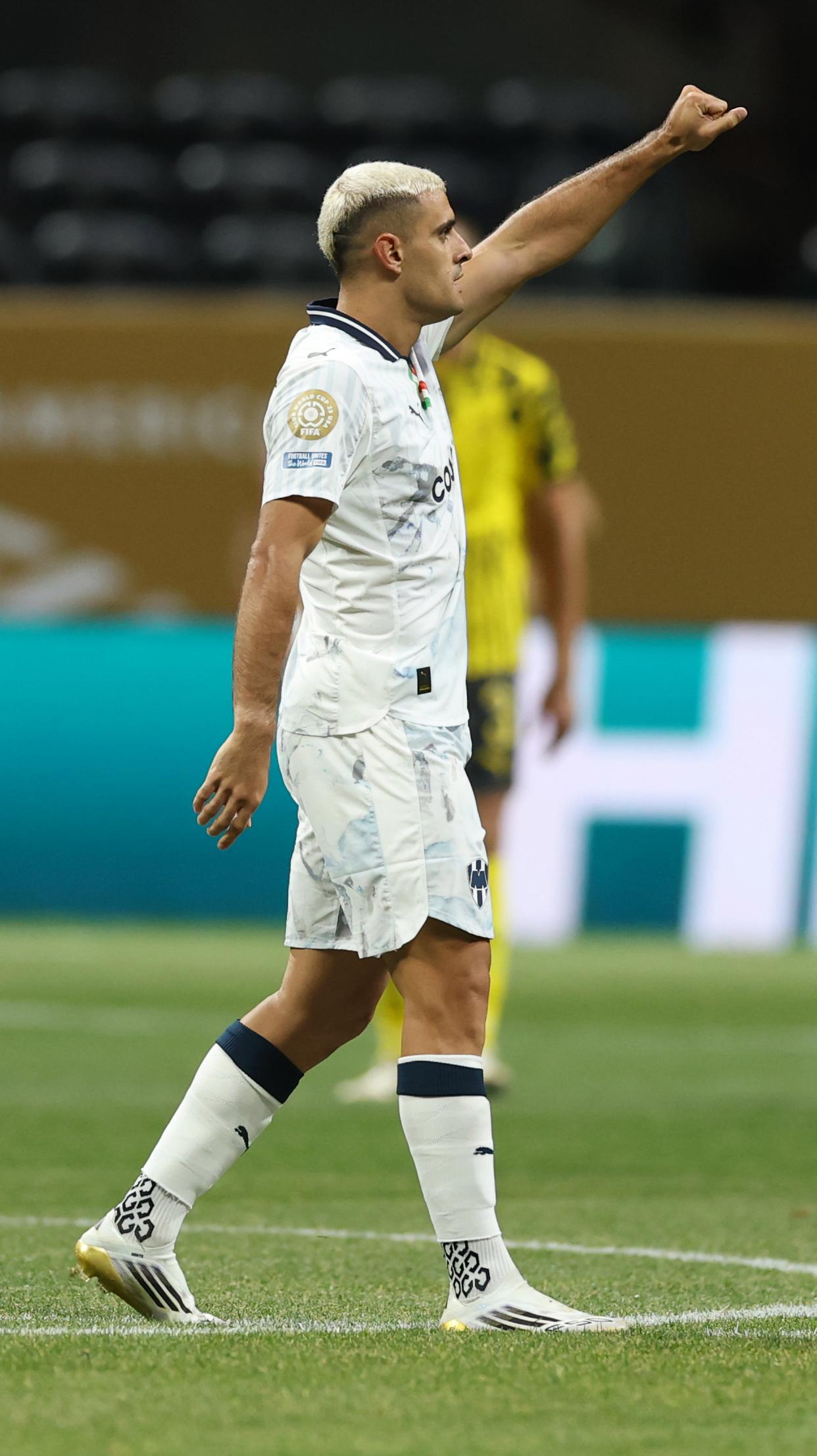 英雄联盟电竞-关于多特蒙德迎NBA季后赛关键赛；国际比赛日内部沟通；球迷炸锅；年轻球员得到机会的信息