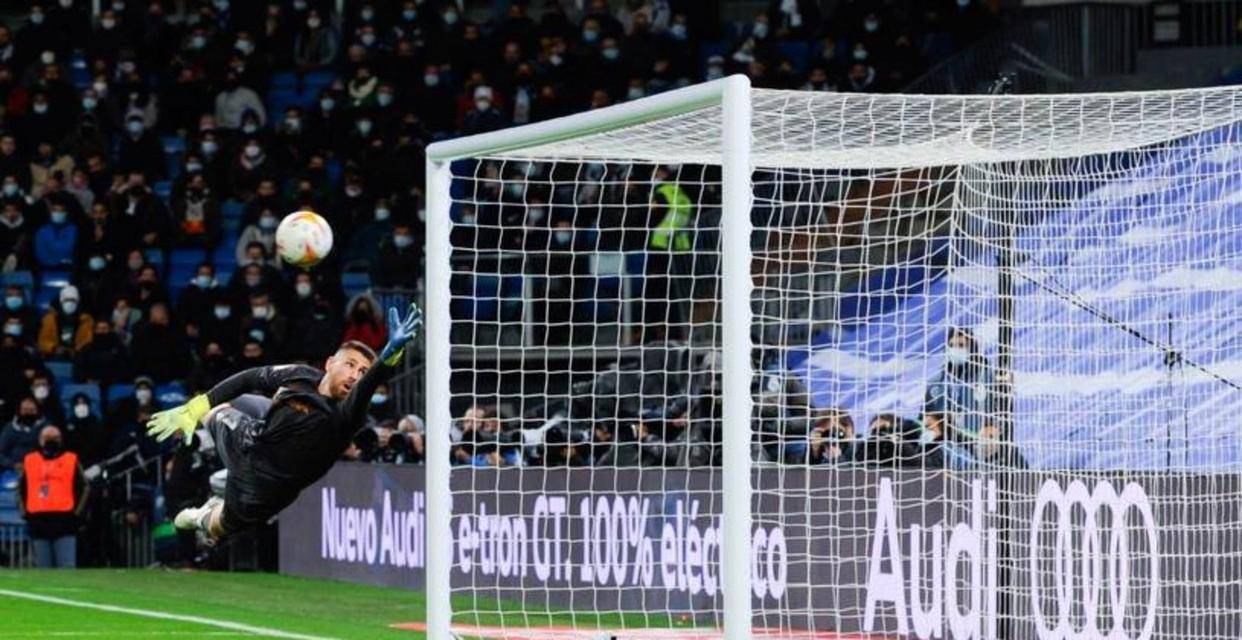 关于西甲倒计时；曼联关键时刻状态回暖；细节引发关注；震撼外界；高层口径保持一致的信息